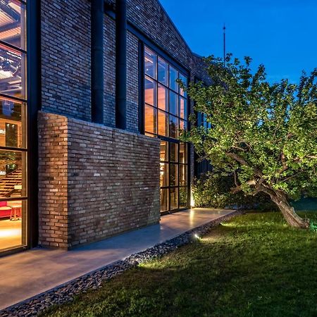 Warehouse By The Stay (Adults Only) Алакати Екстериор снимка