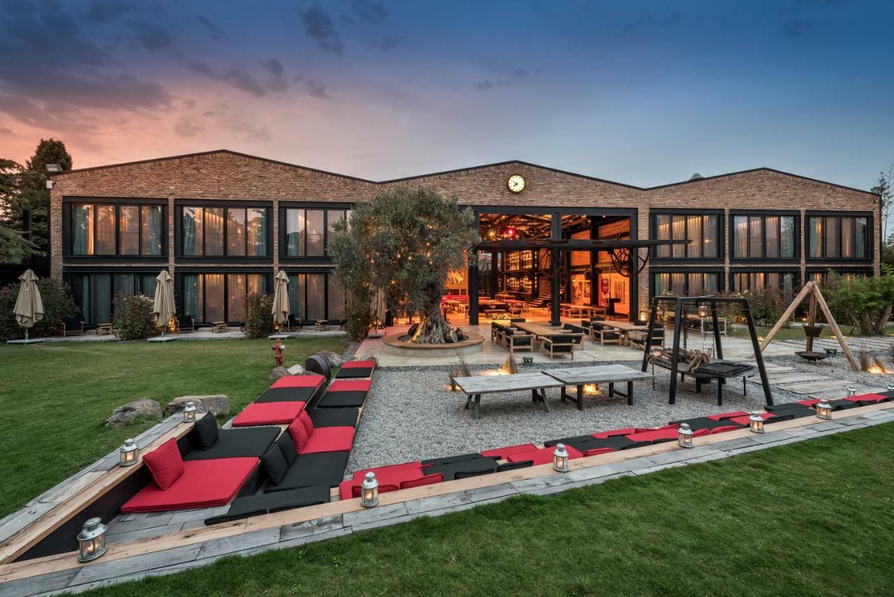 Warehouse By The Stay (Adults Only) Алакати Екстериор снимка